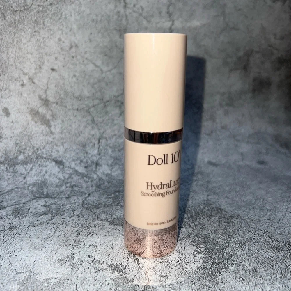 DOLL‎ 10 HYDRALUX FULL COVERAGE SMOOTHING  FOUNDATION BRAND NEW NEVER USED DEEP
